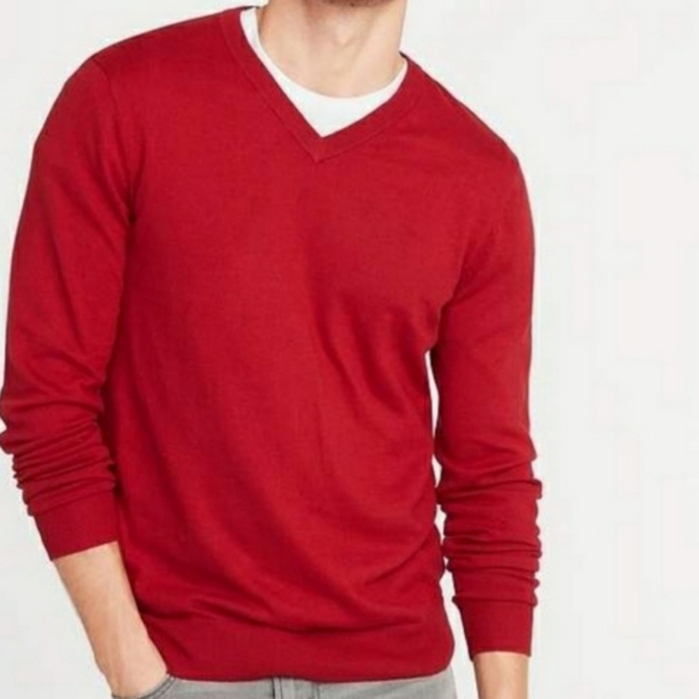Old Navy Soft Wash V-Neck Sweater - Picture 6 of 6